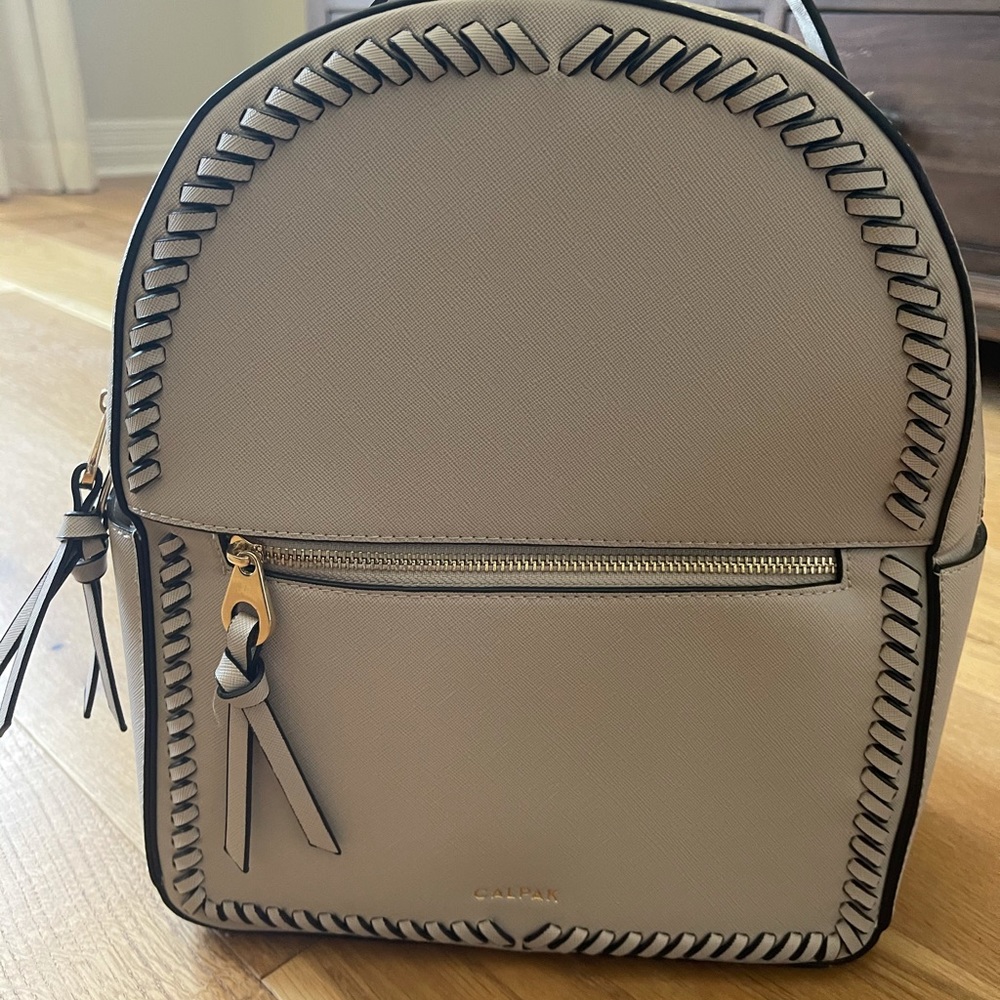 Kaya Calpack backpack